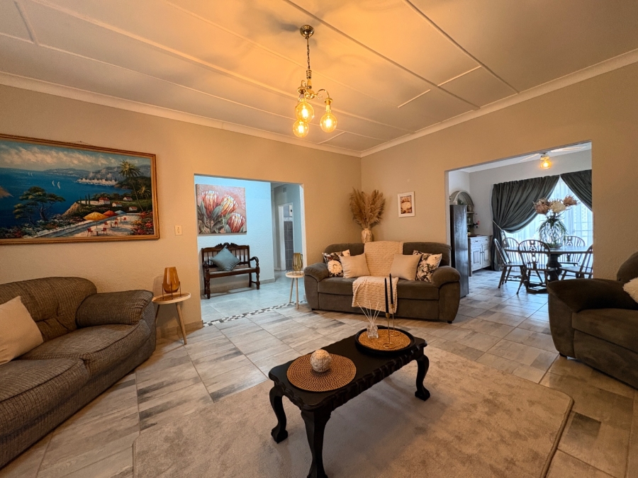 3 Bedroom Property for Sale in Flimieda North West